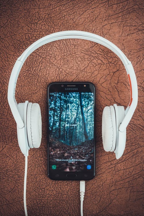 Headphones image