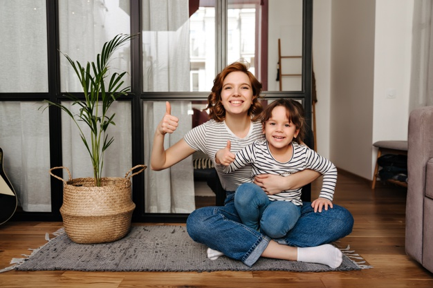 Kid happy with mom